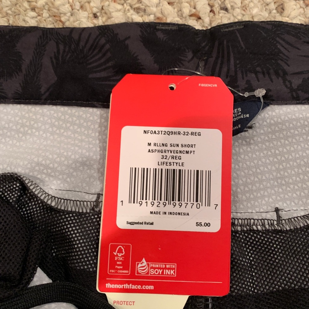 Grey Camo North Face Rolling Sun Packable Short - Picture 5 of 5